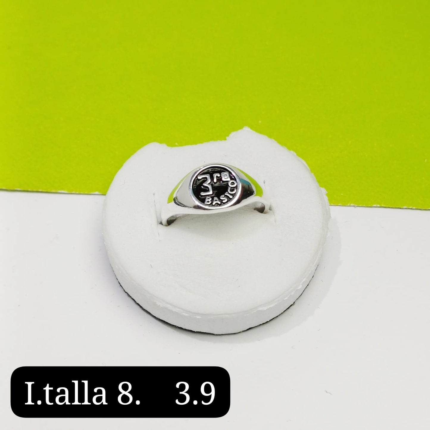 Anillo de graduación 3ro básico