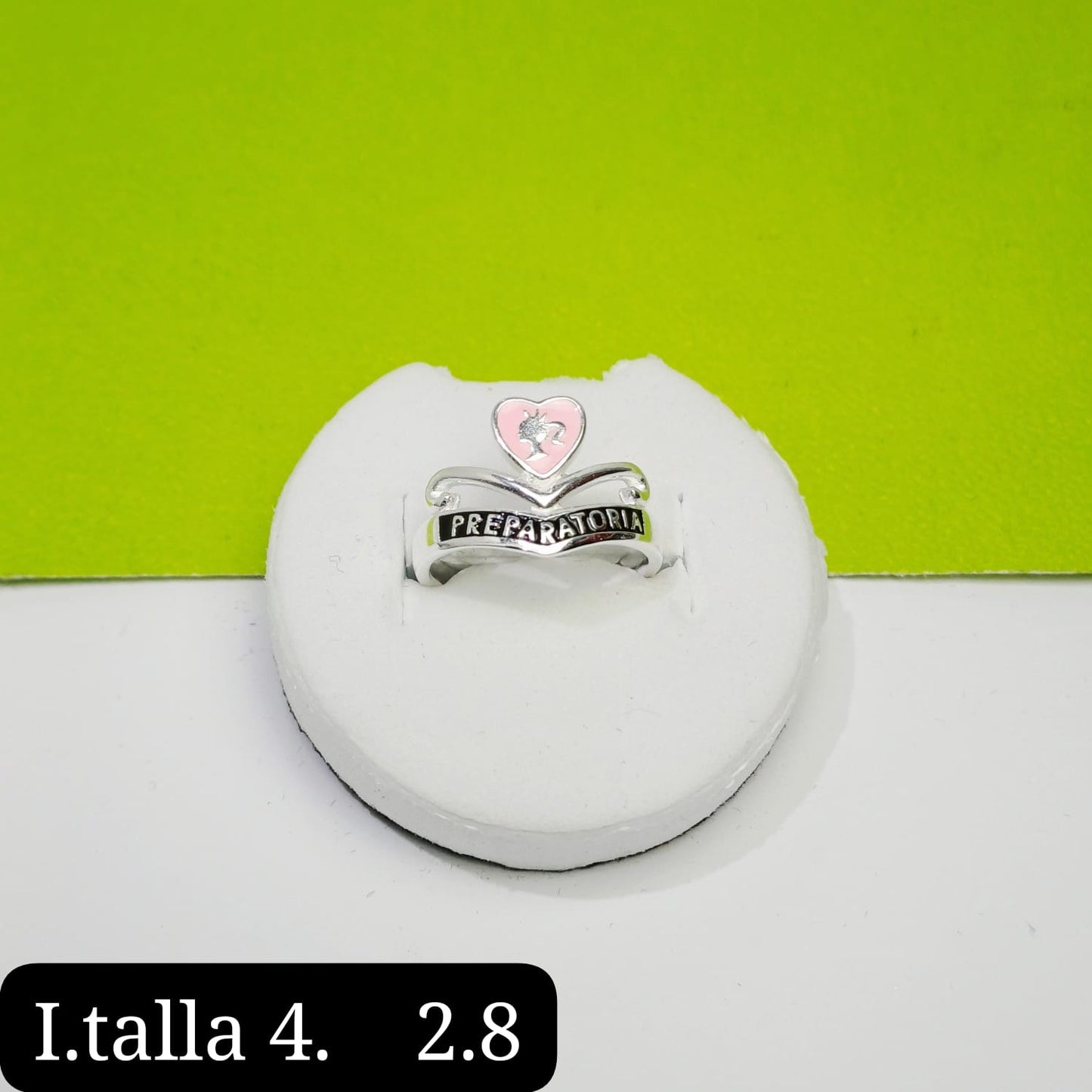 Anillo de graduación preparatoria