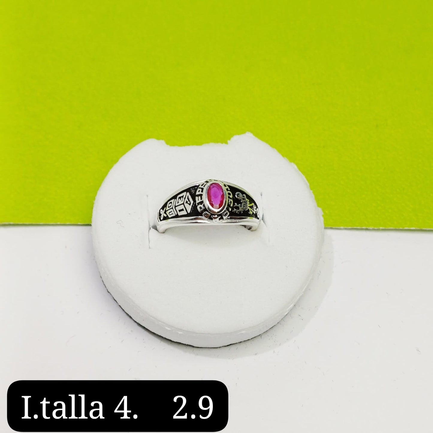 Anillo de graduación preparatoria