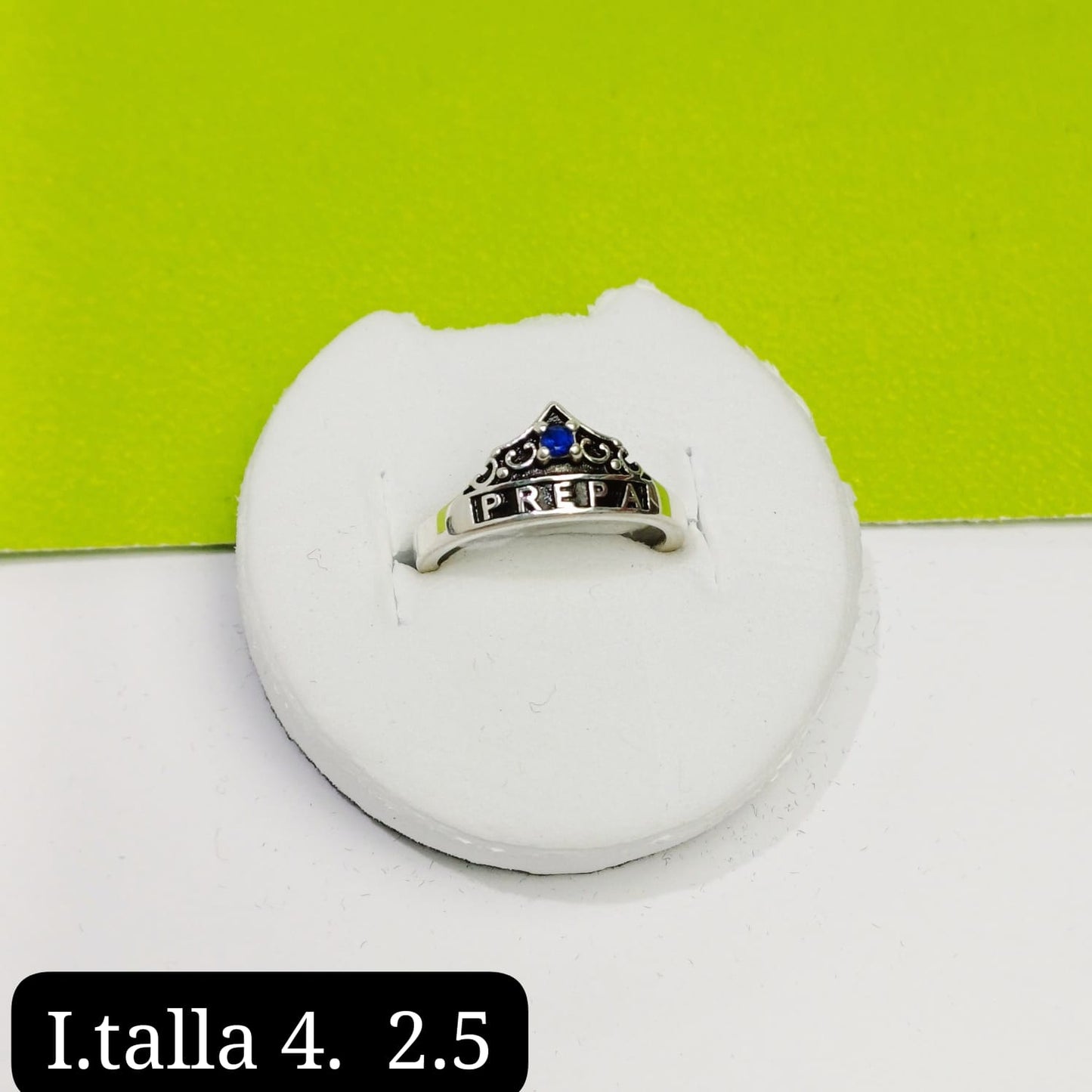 Anillo de graduación preparatoria