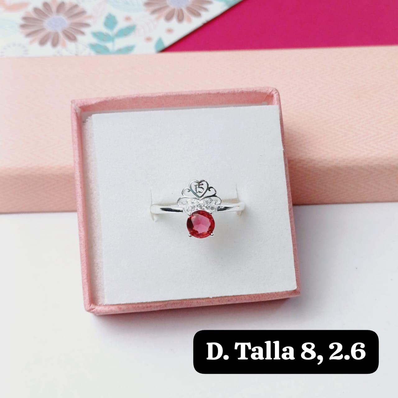 Anillo de 15 años | 8 US