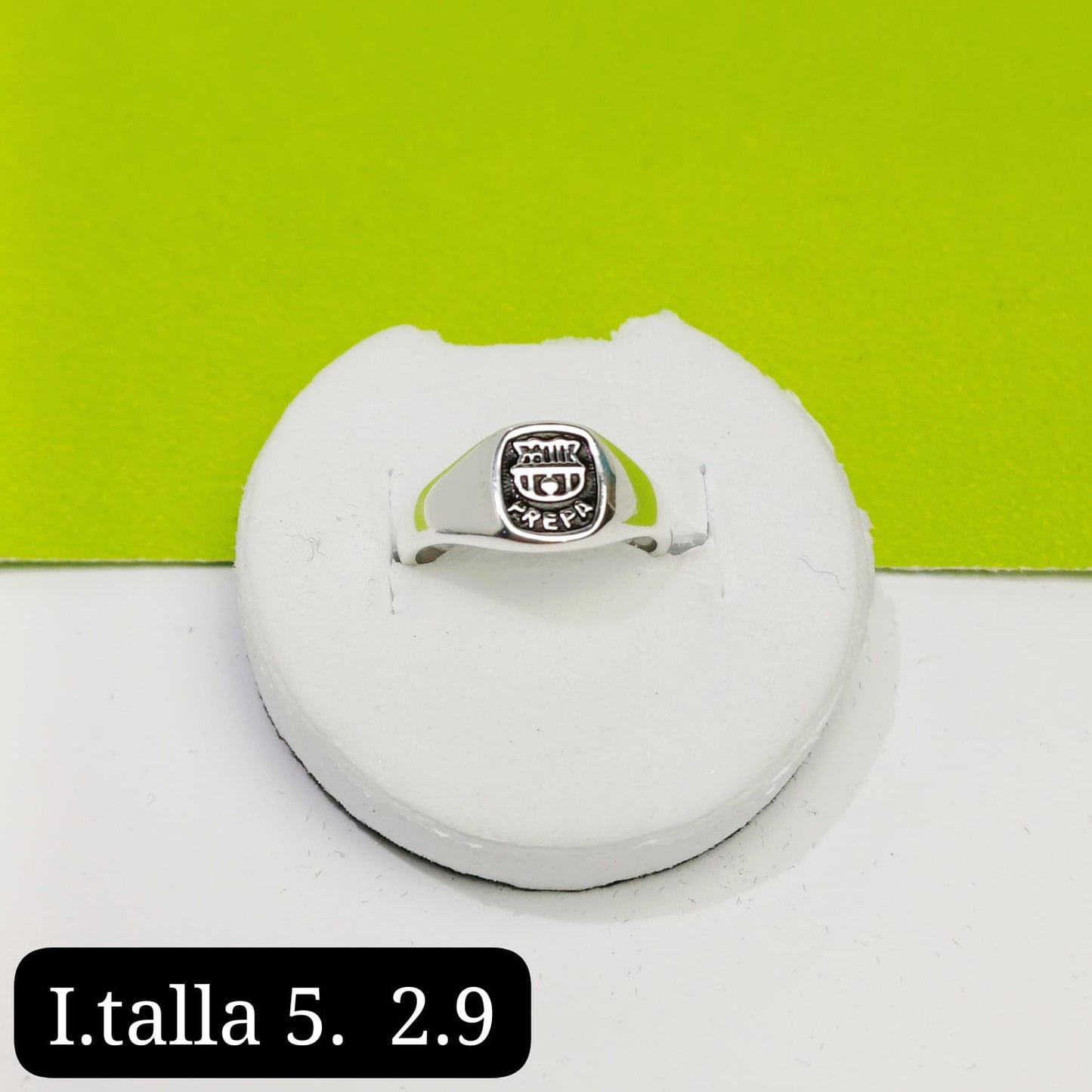 Anillo de graduación preparatoria