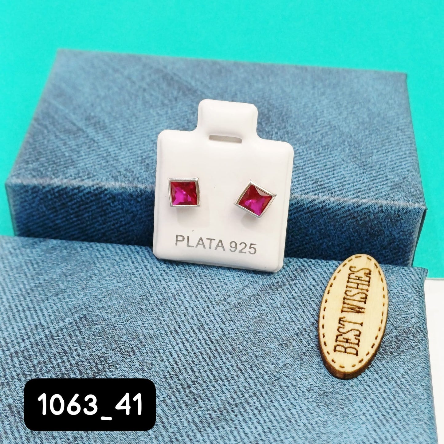 Arete de Broquel fucsia