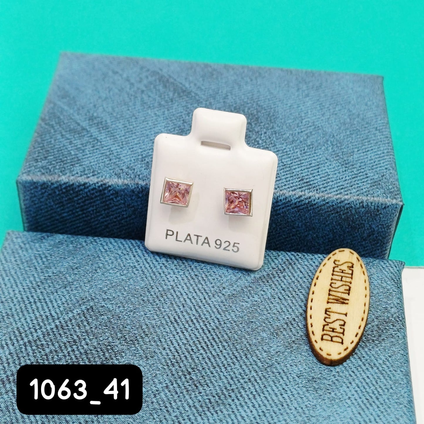 Arete de Broquel rosado