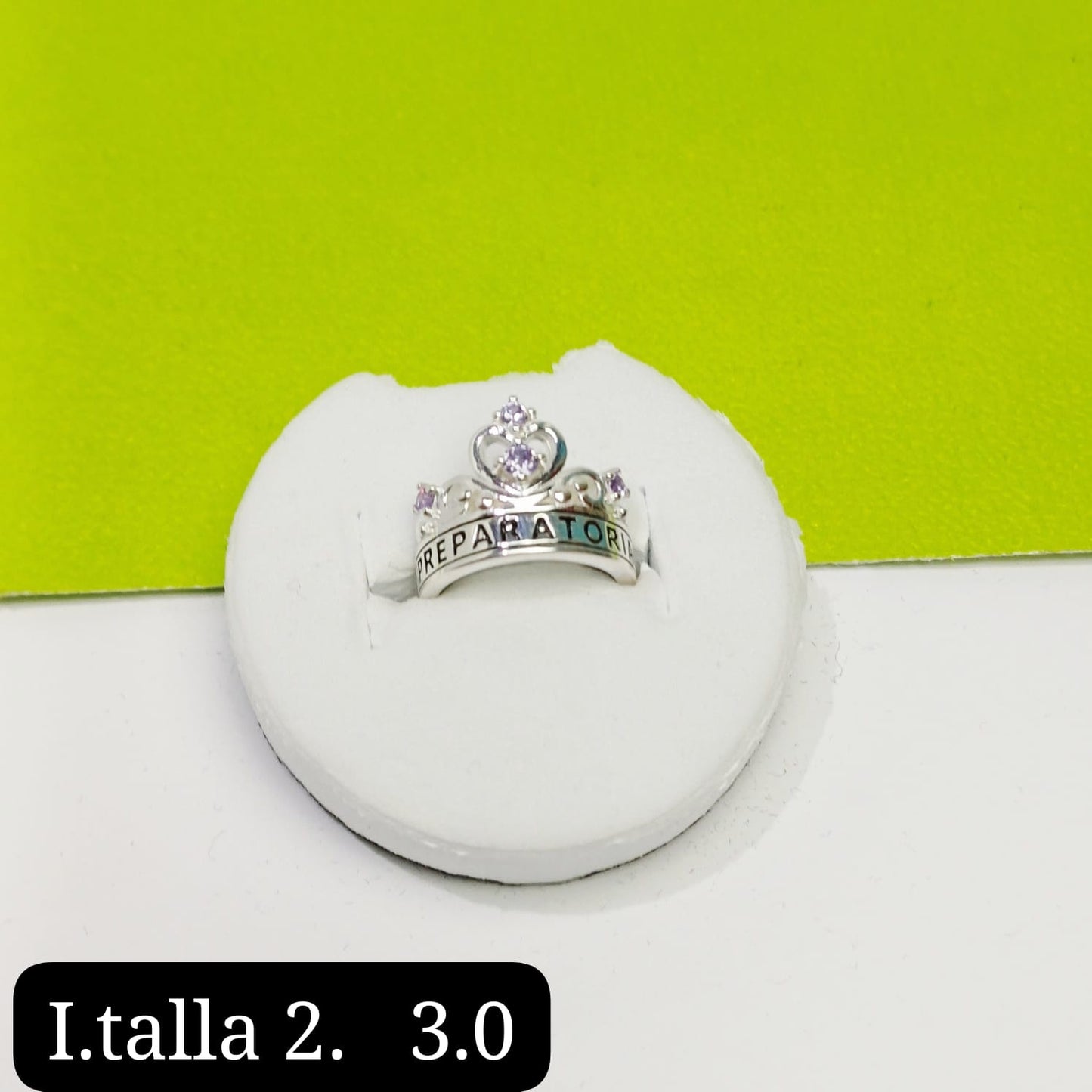 Anillo de graduación preparatoria