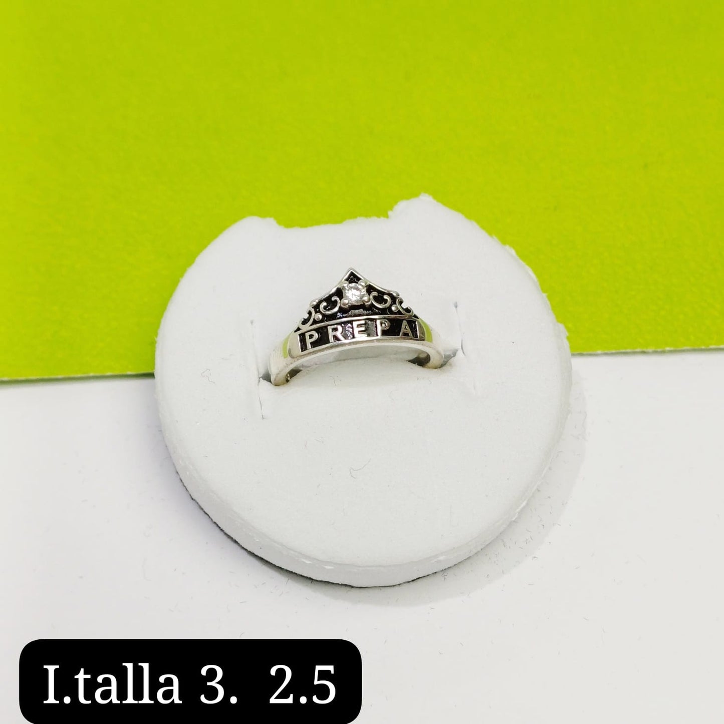 Anillo de graduación preparatoria