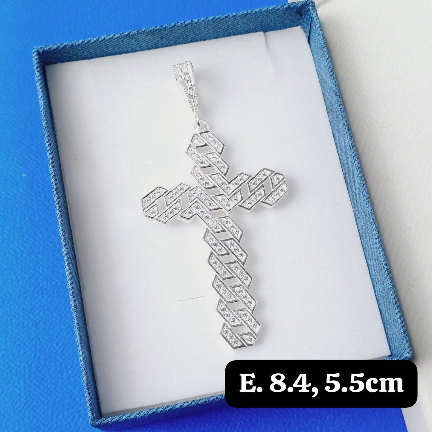 PEF193 - Dije de Cruz