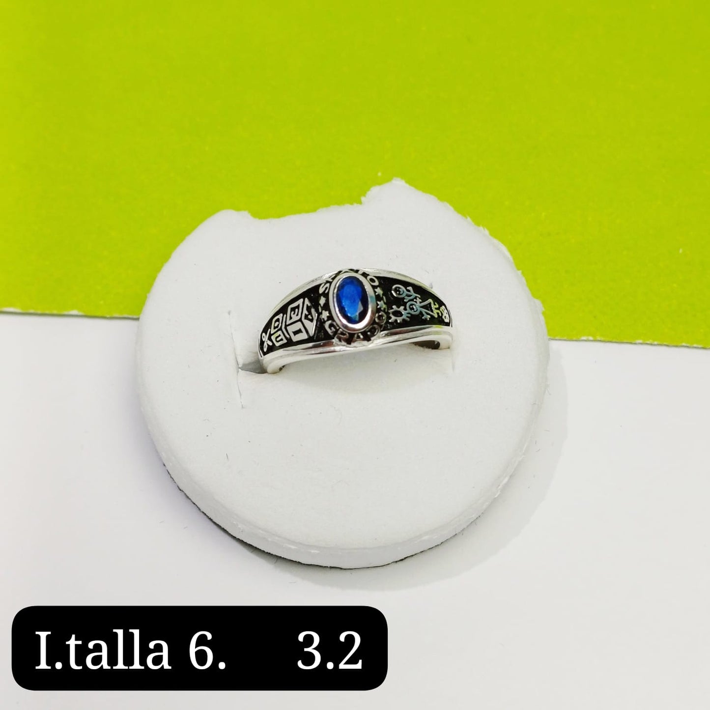 Anillo de graduación 6to grado