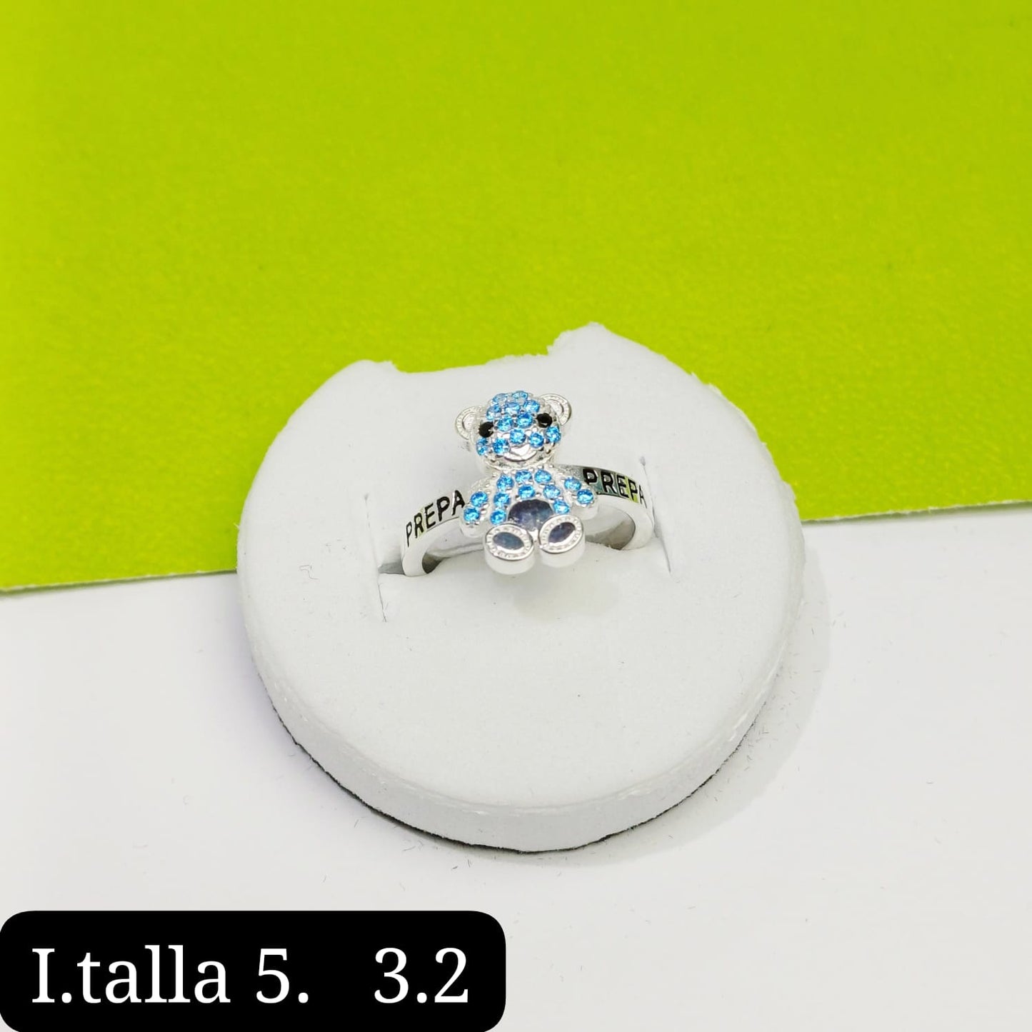 Anillo de graduación preparatoria