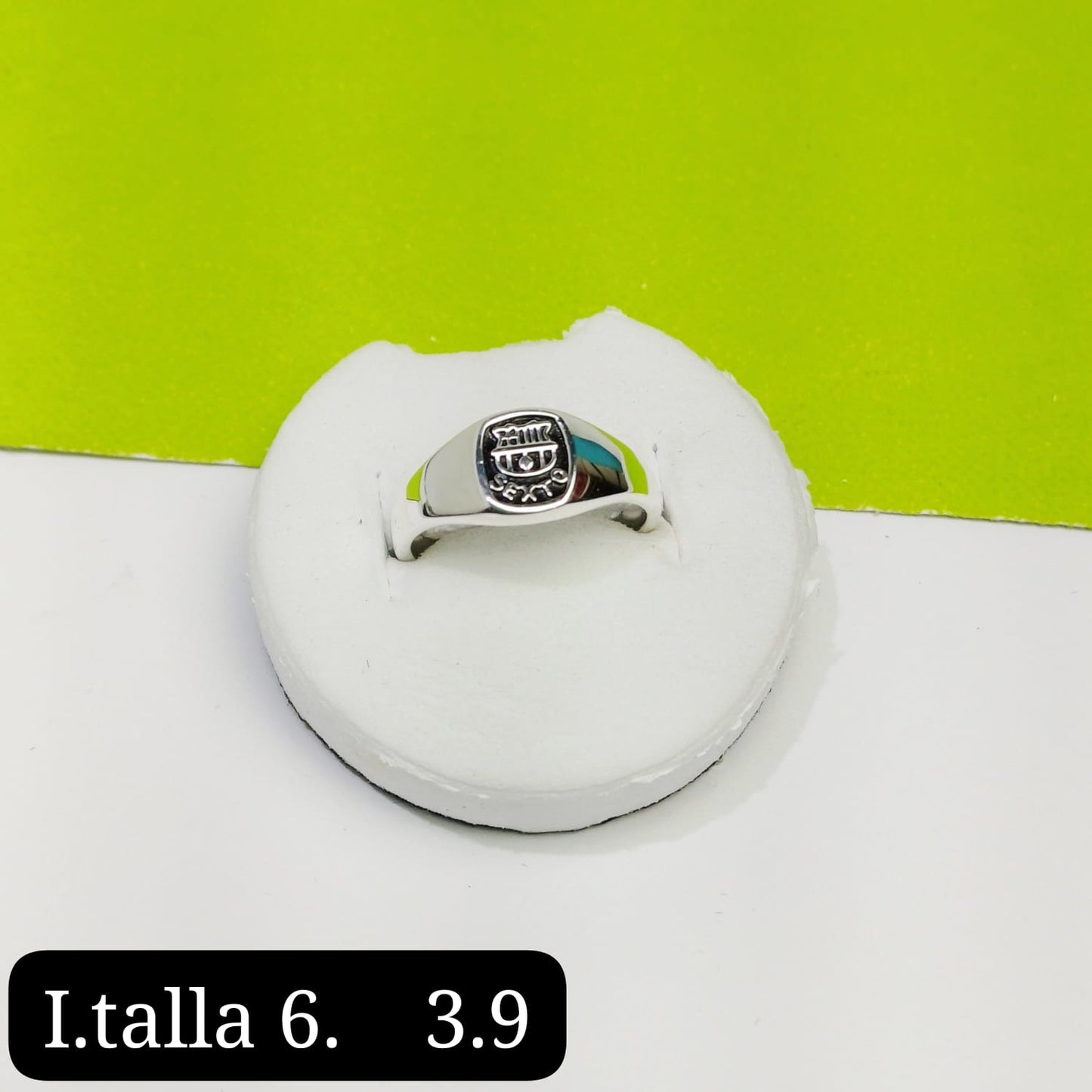 Anillo de graduación 6to grado