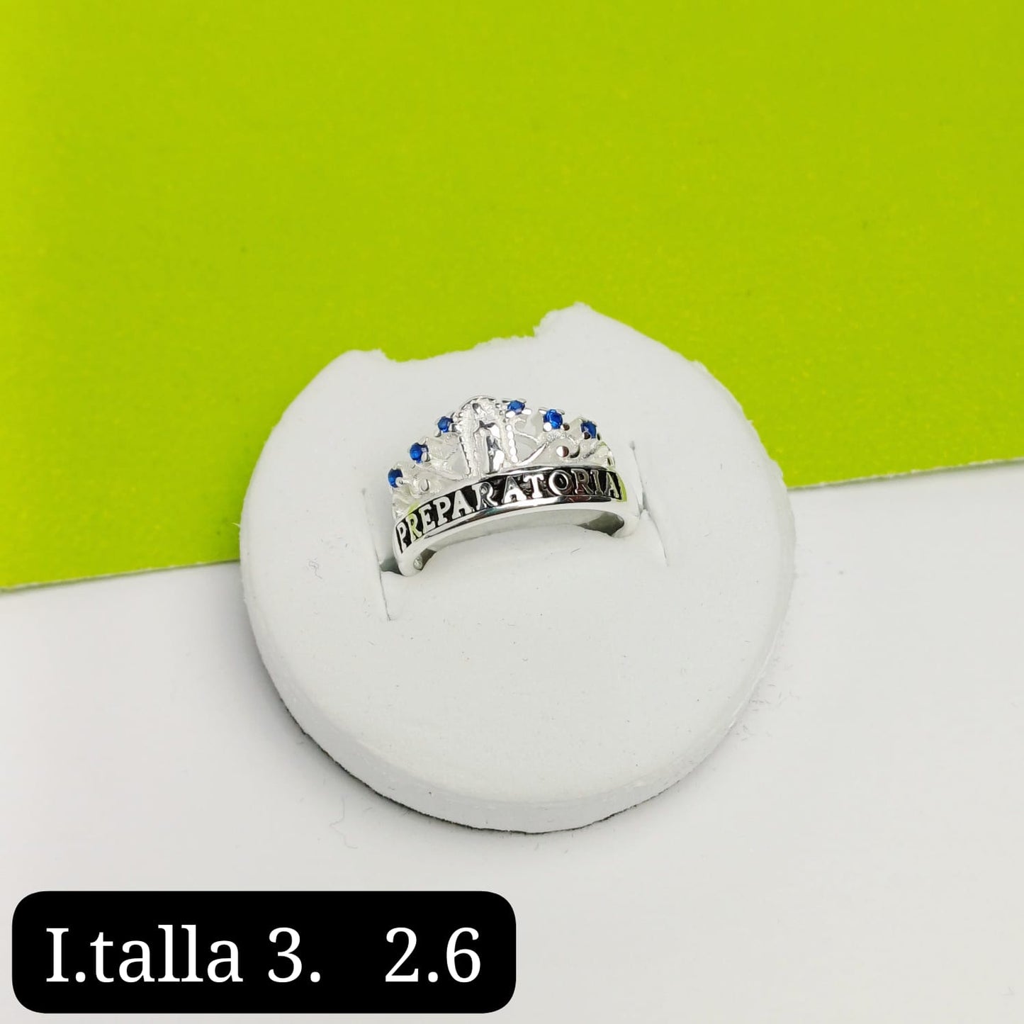 Anillo de graduación preparatoria
