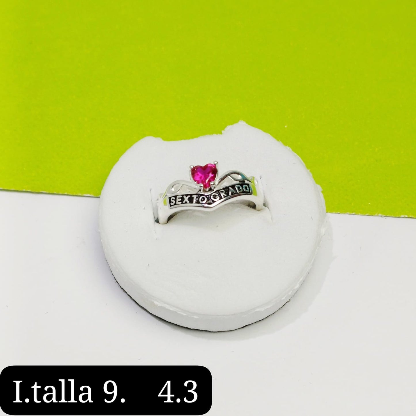 Anillo de graduación 6to grado