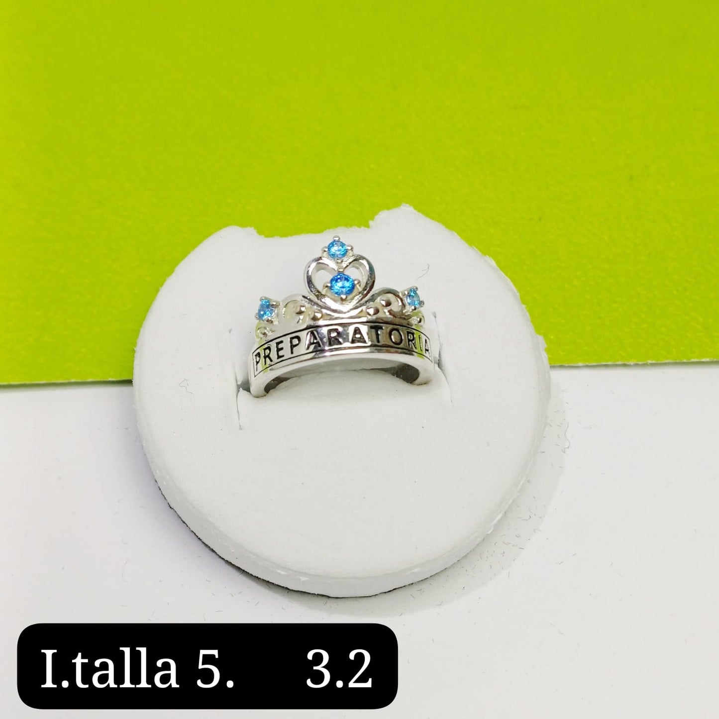 Anillo de graduación preparatoria