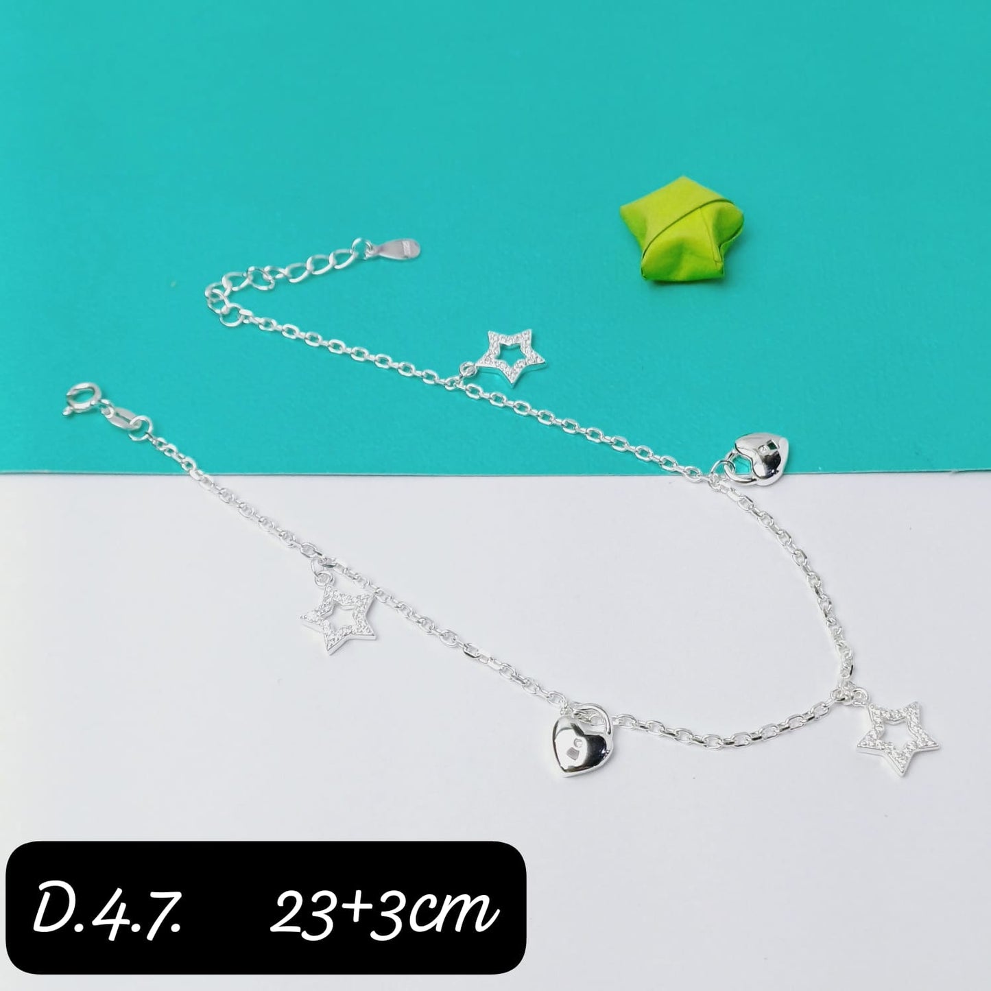 Tobillera de estrella y corazón