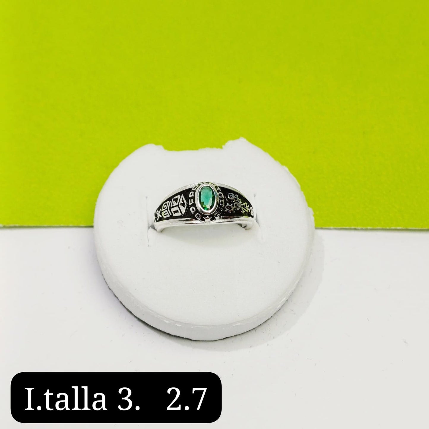Anillo de graduación preparatoria