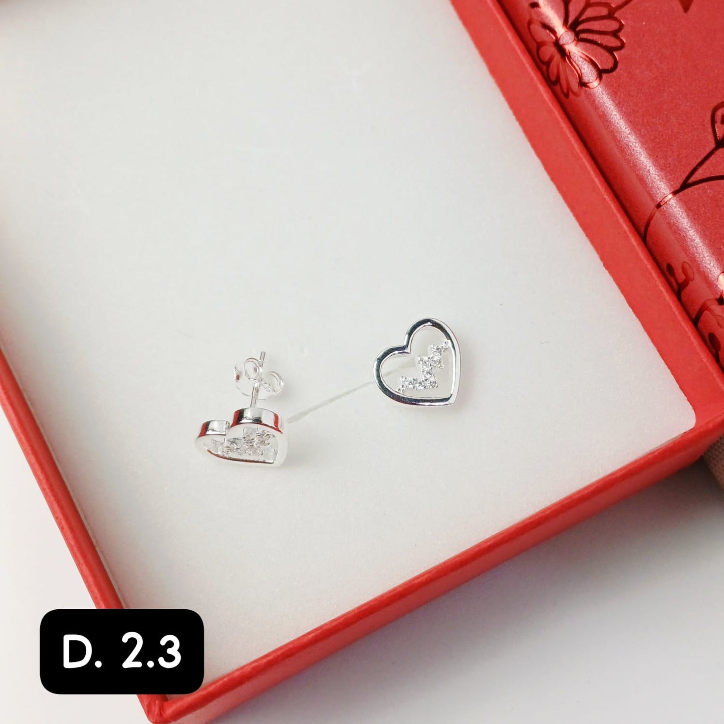 Arete pegado de corazón