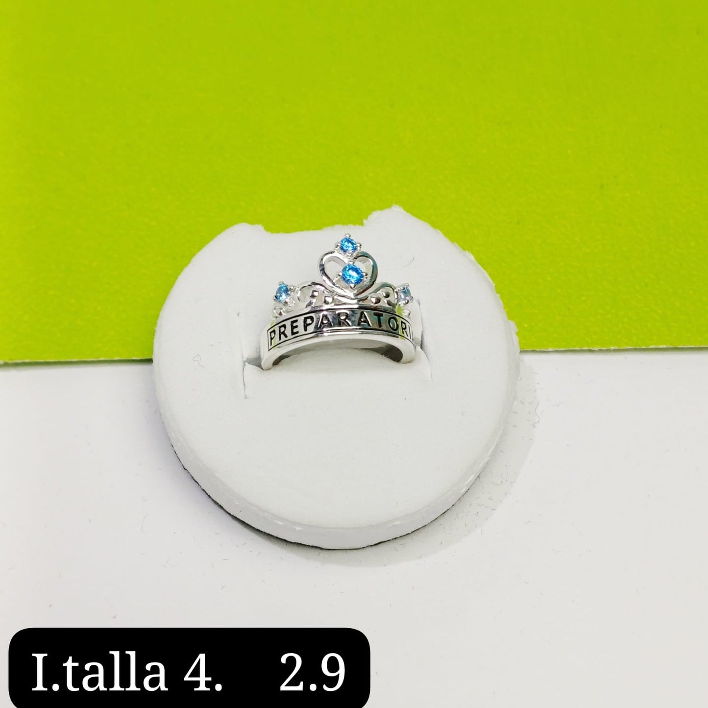 Anillo de graduación preparatoria