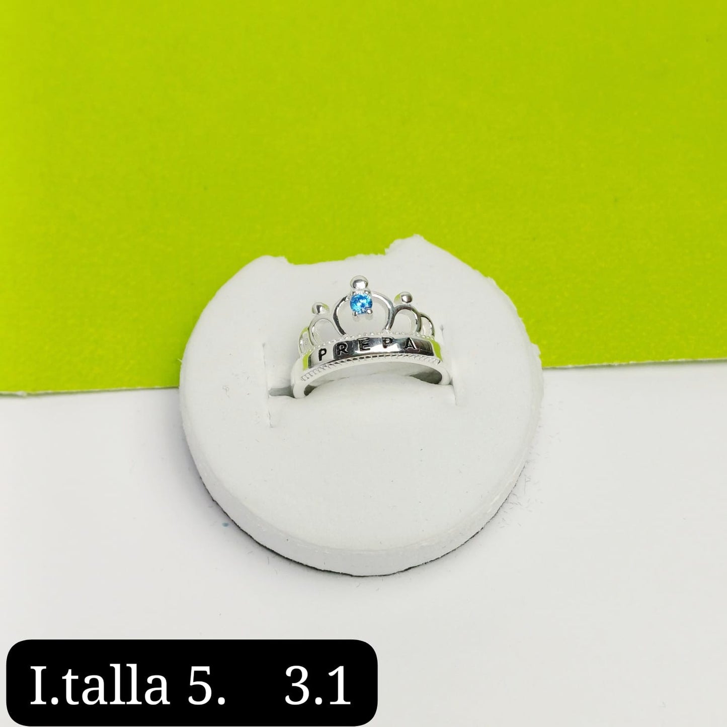 Anillo de graduación preparatoria