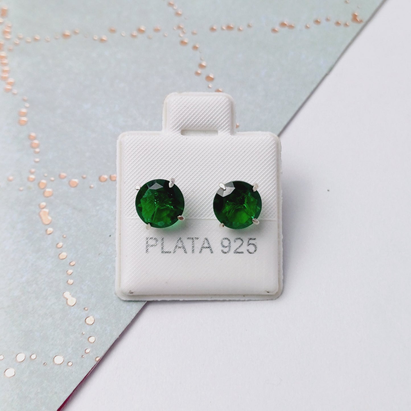 P1097_41 - aretes de broquel zirconia verde esmeralda.