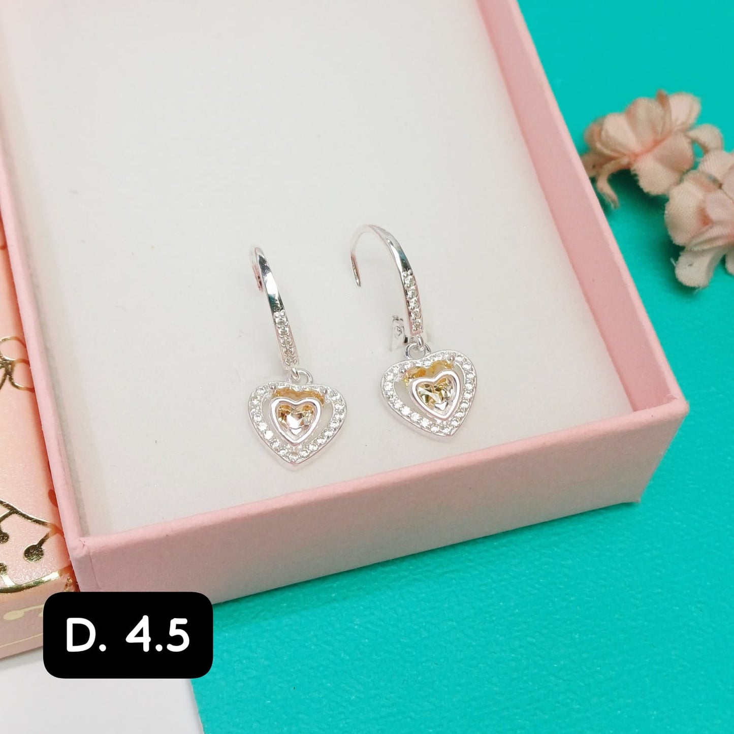 Arete de diseño de corazón