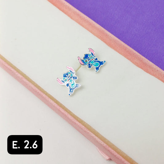 Arete pegado de stich
