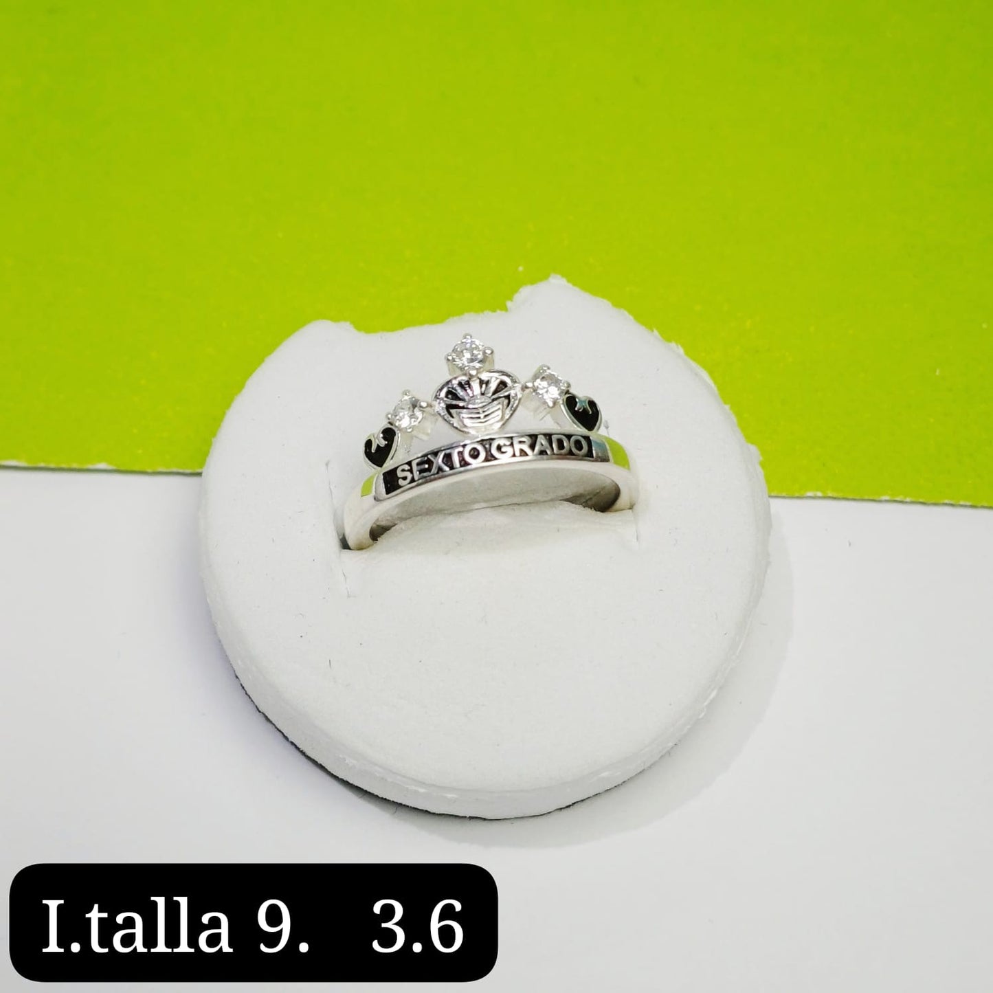 Anillo de graduación 6to grado