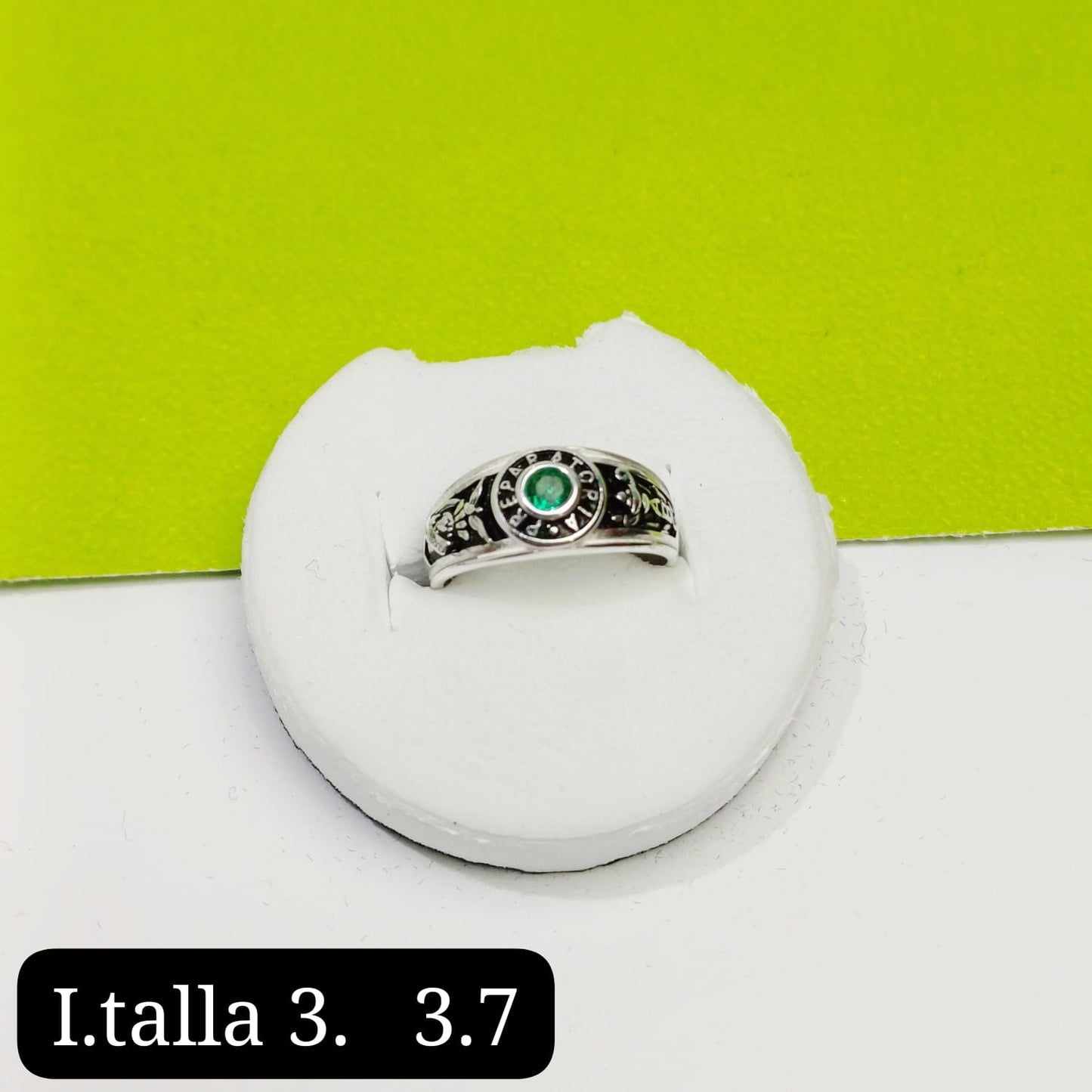 Anillo de graduación preparatoria
