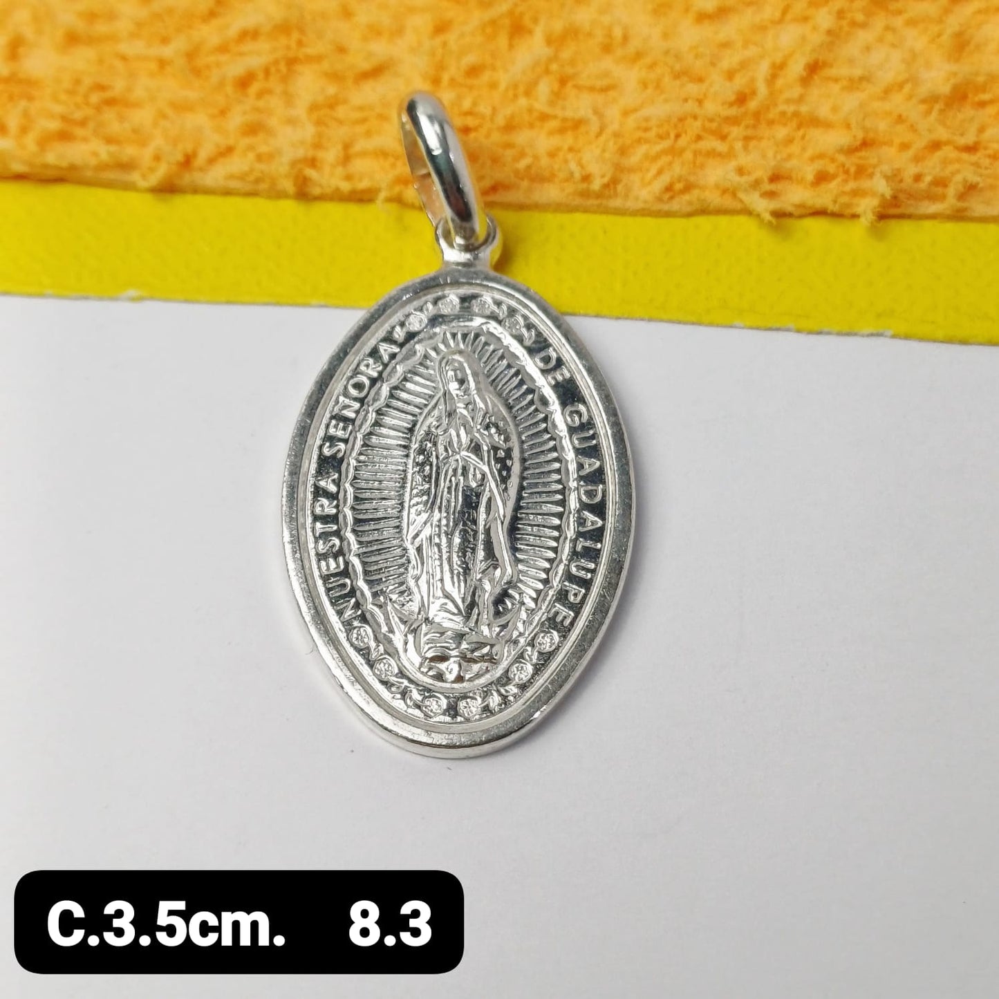 Dije de la virgen  de Guadalupe