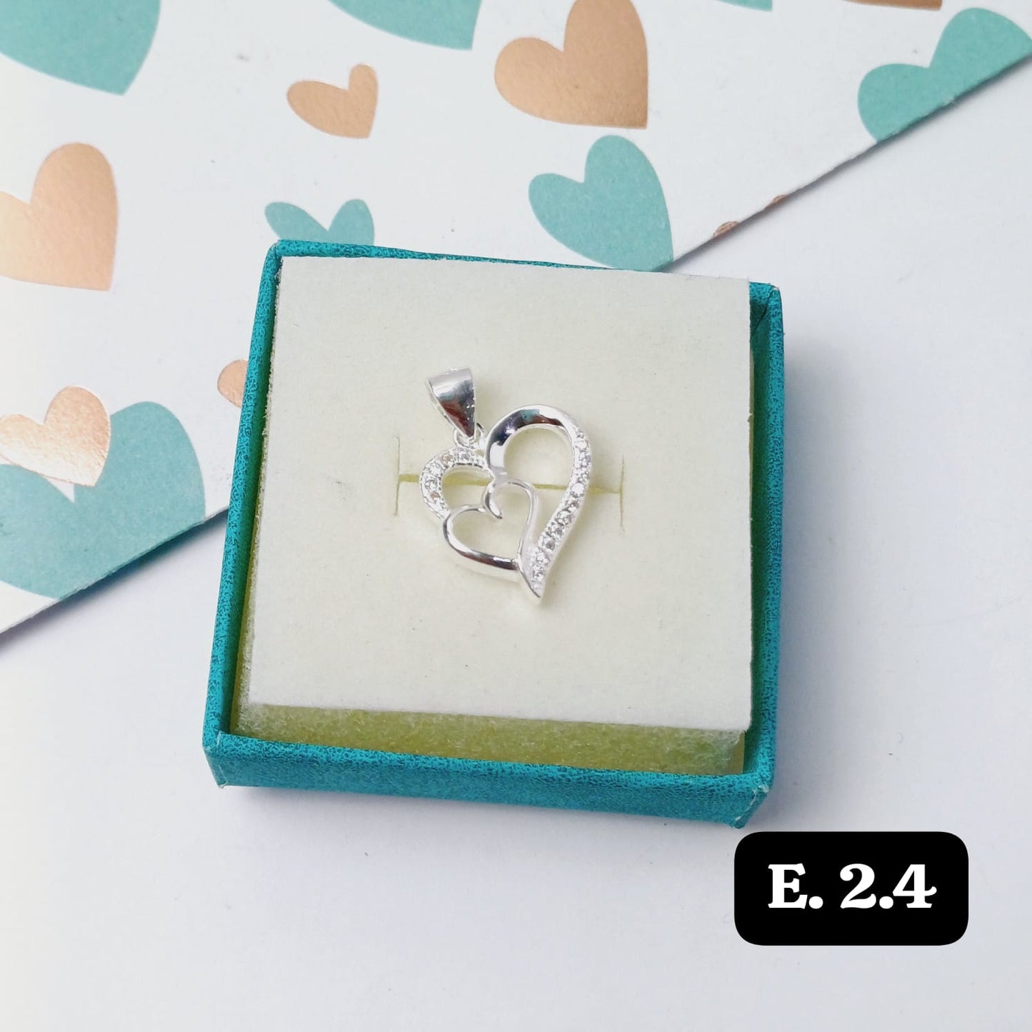 PEF55 - Dije de corazón