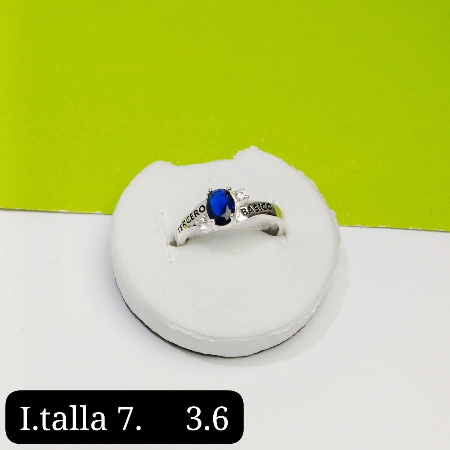 Anillo de graduación 3ro básico
