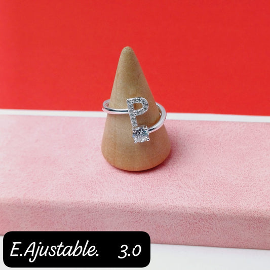 Anillo de letra "P" | 7US