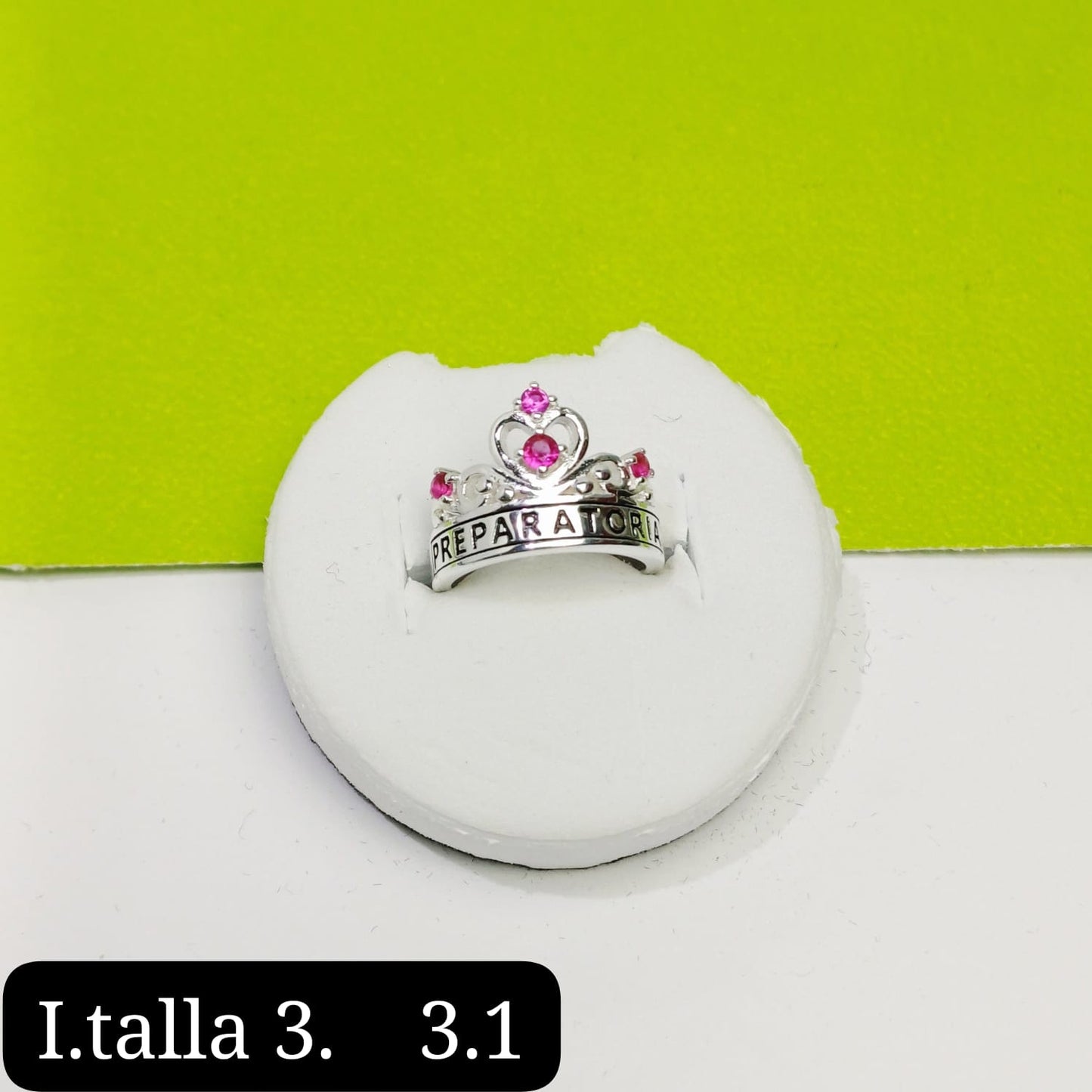 Anillo de graduación preparatoria