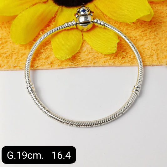 Pulsera  para dama broche de stitch