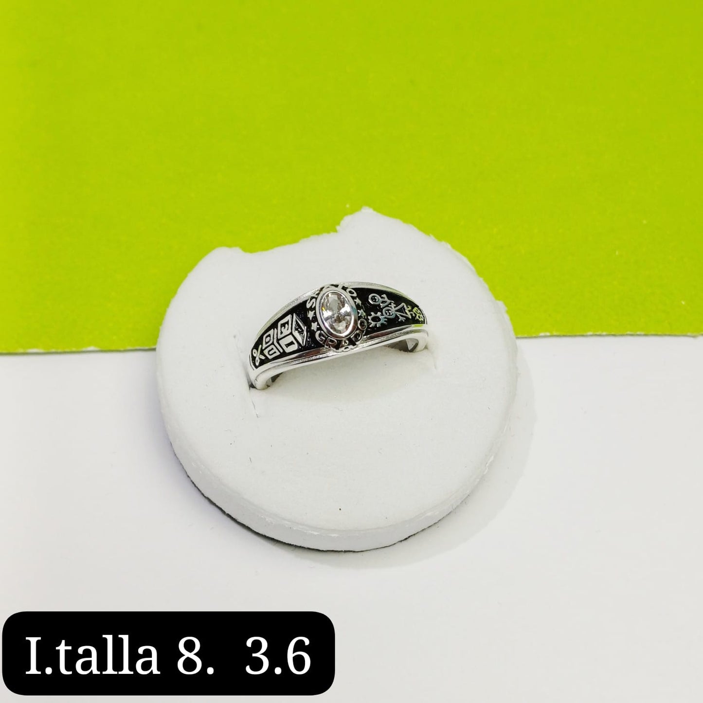 Anillo de graduación 6to grado