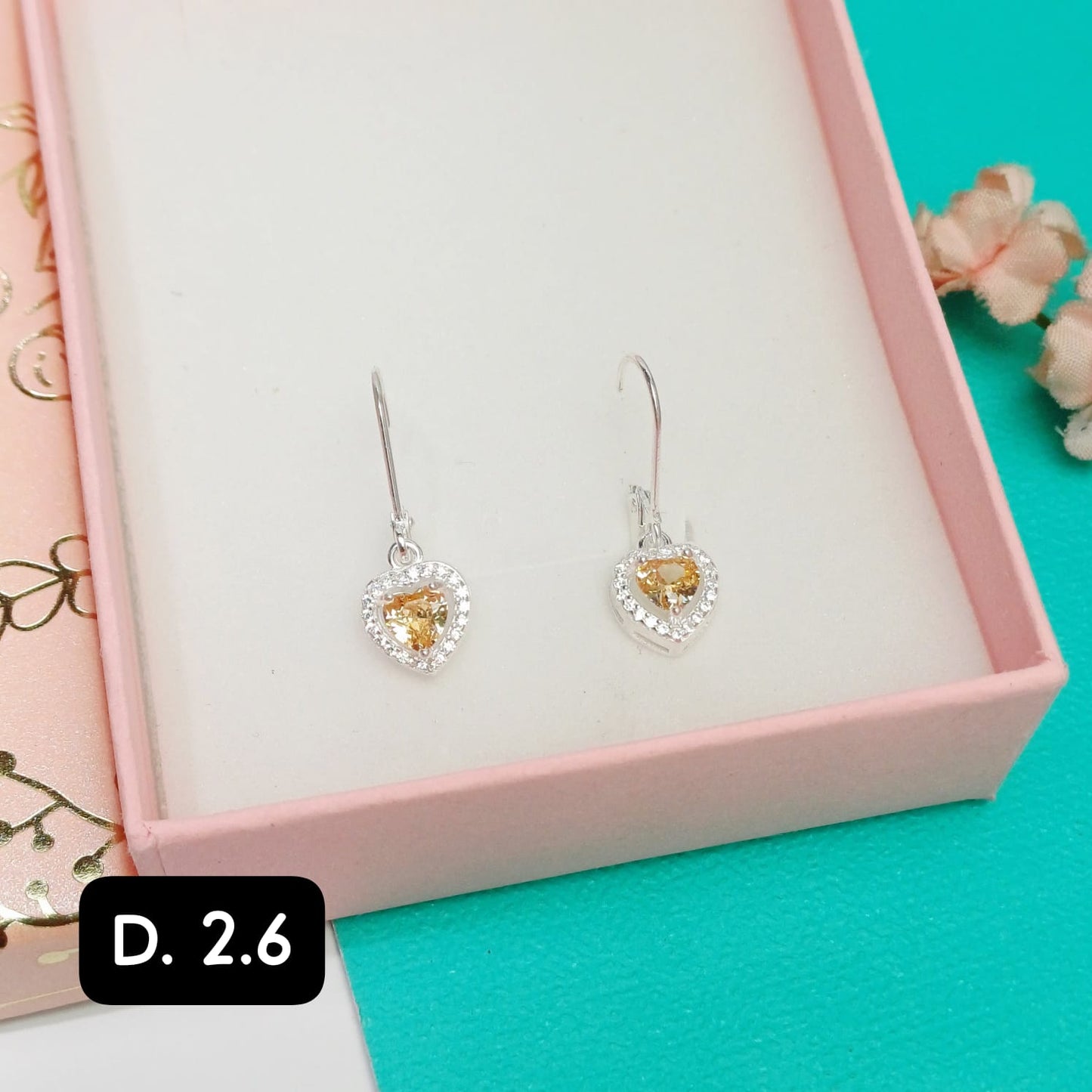 Arete de diseño de corazón