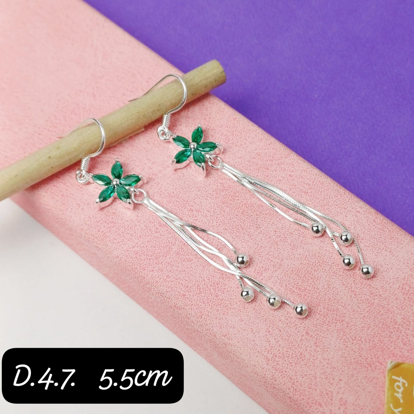 Arete largo de flor