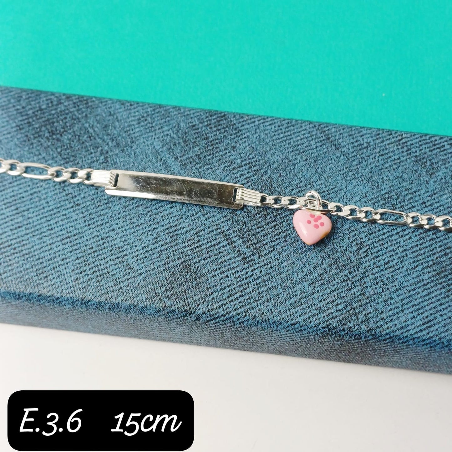 Pulsera para niña  corazon