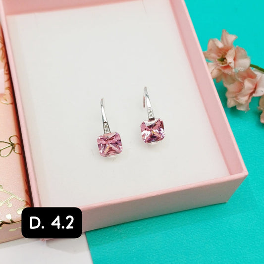 Arete de diseño cuadrado