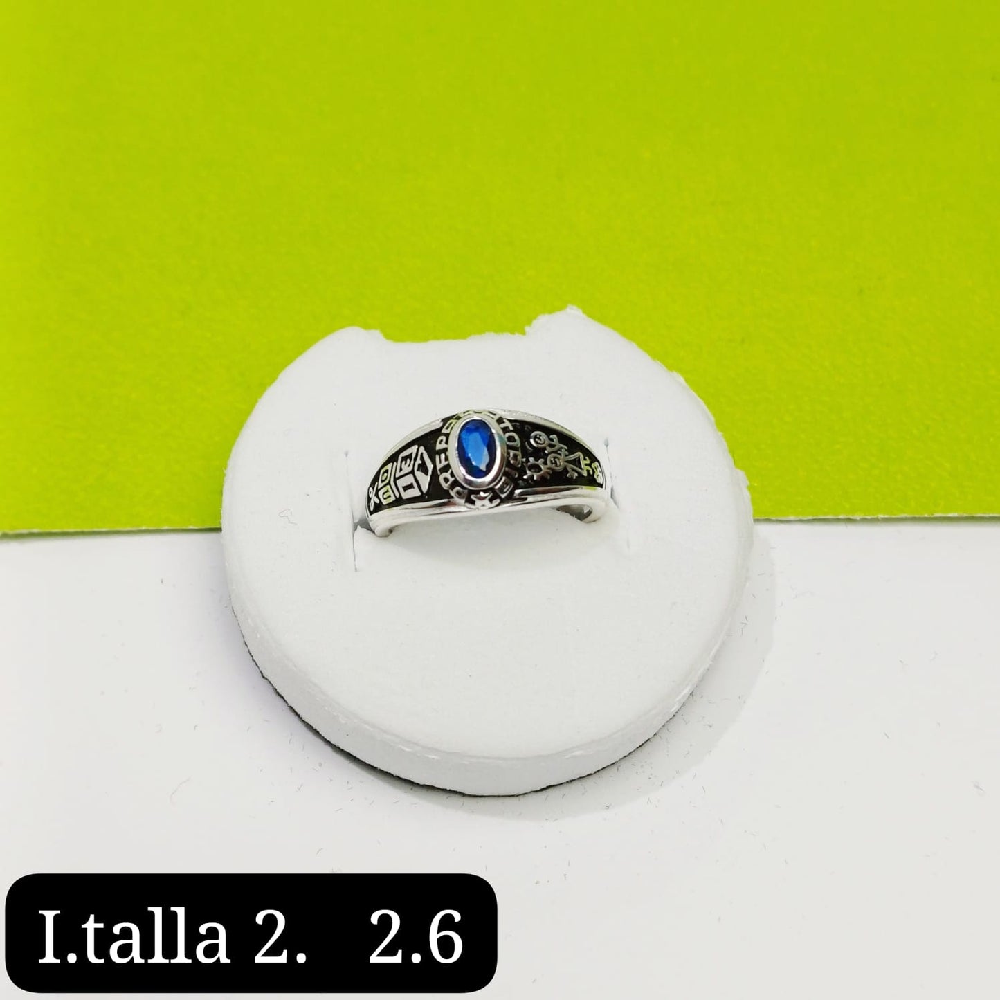 Anillo de graduación preparatoria