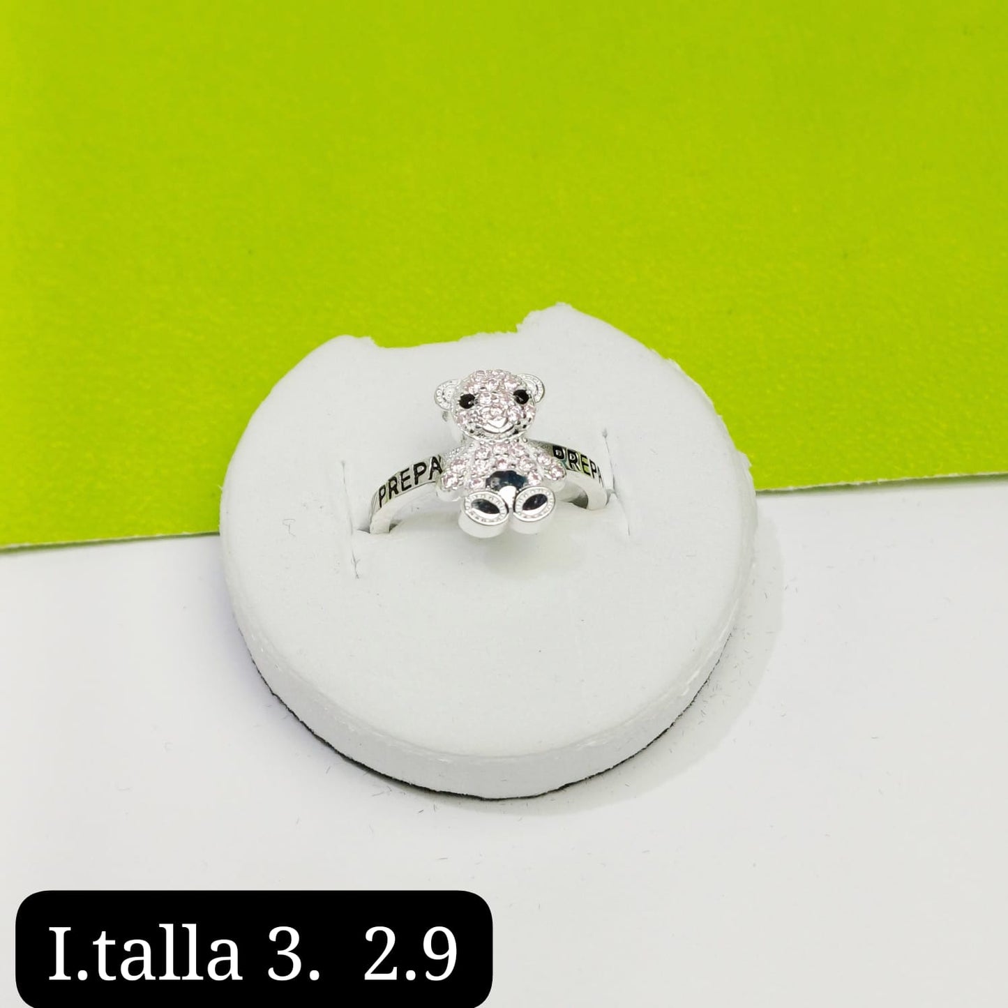 Anillo de graduación preparatoria