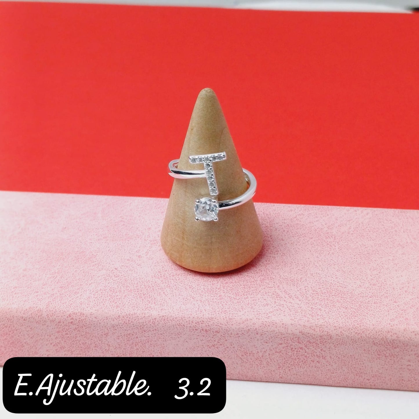 Anillo de letra "T" | 7US