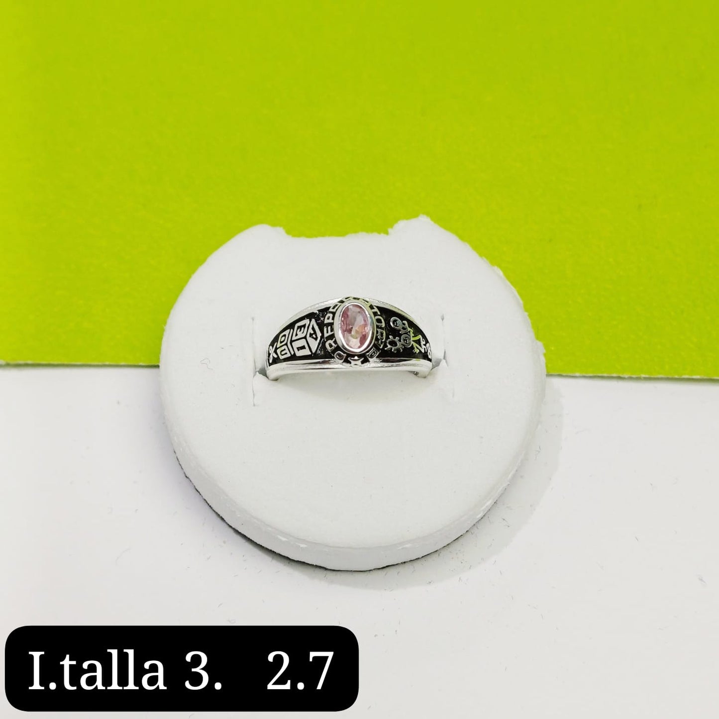 Anillo de graduación preparatoria