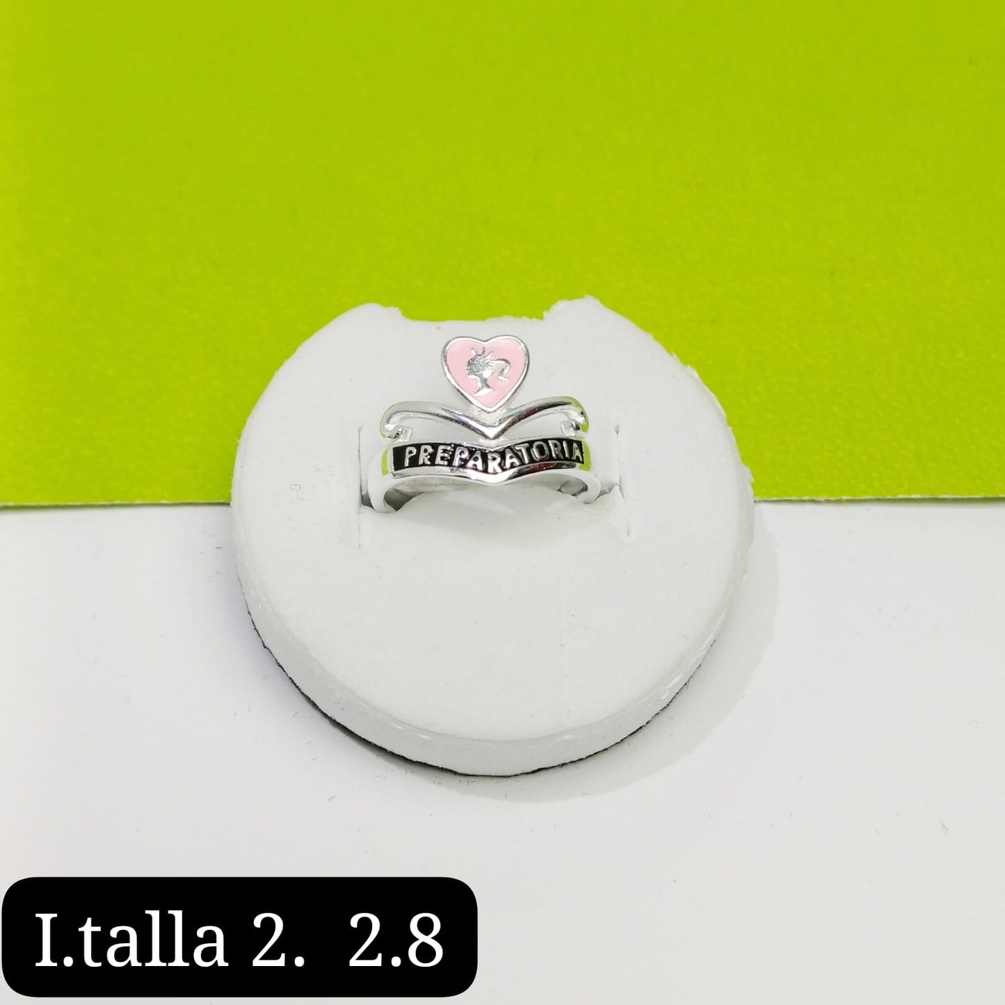 Anillo de graduación preparatoria