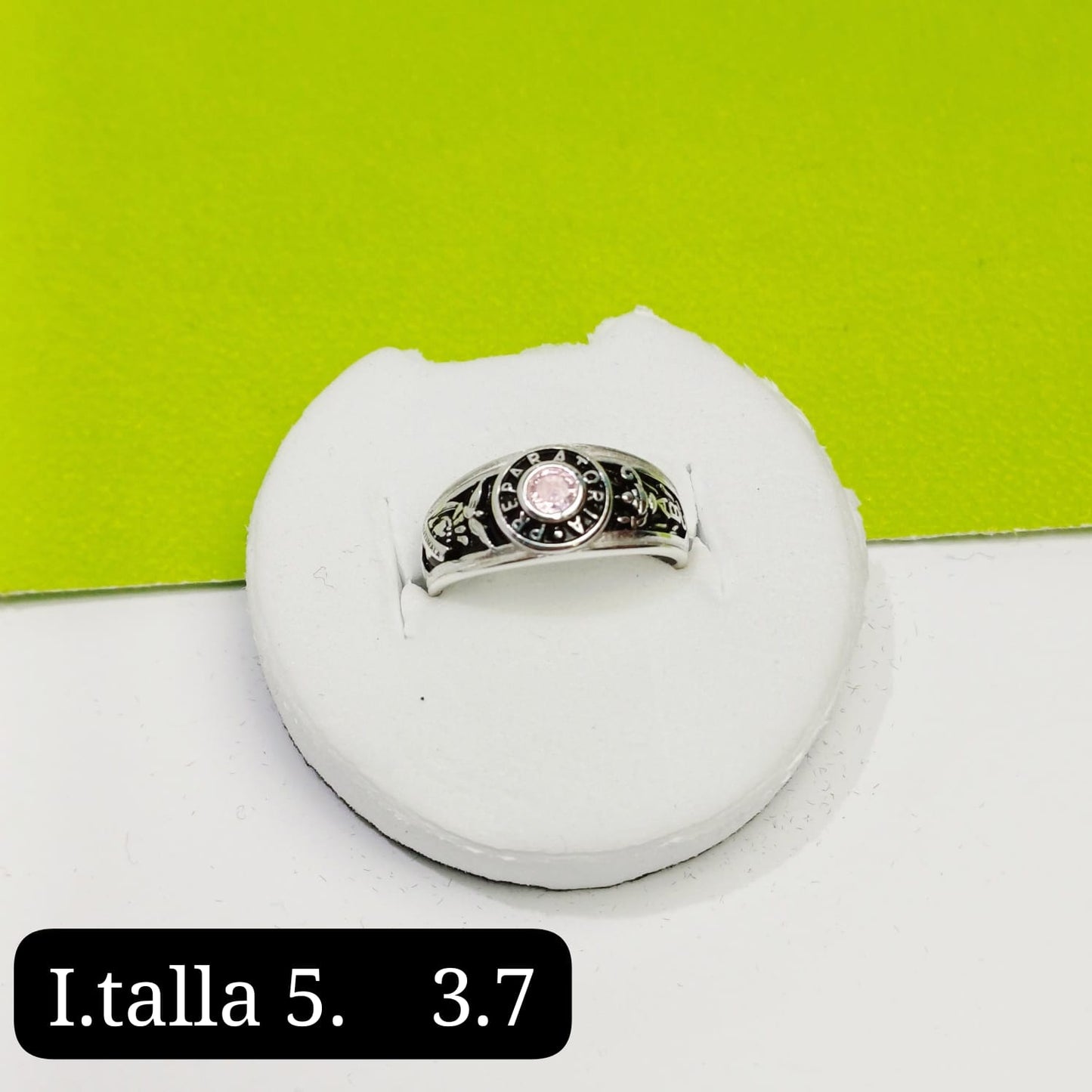 Anillo de graduación preparatoria
