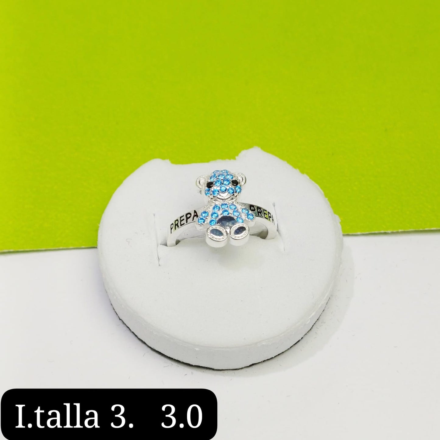 Anillo de graduación preparatoria