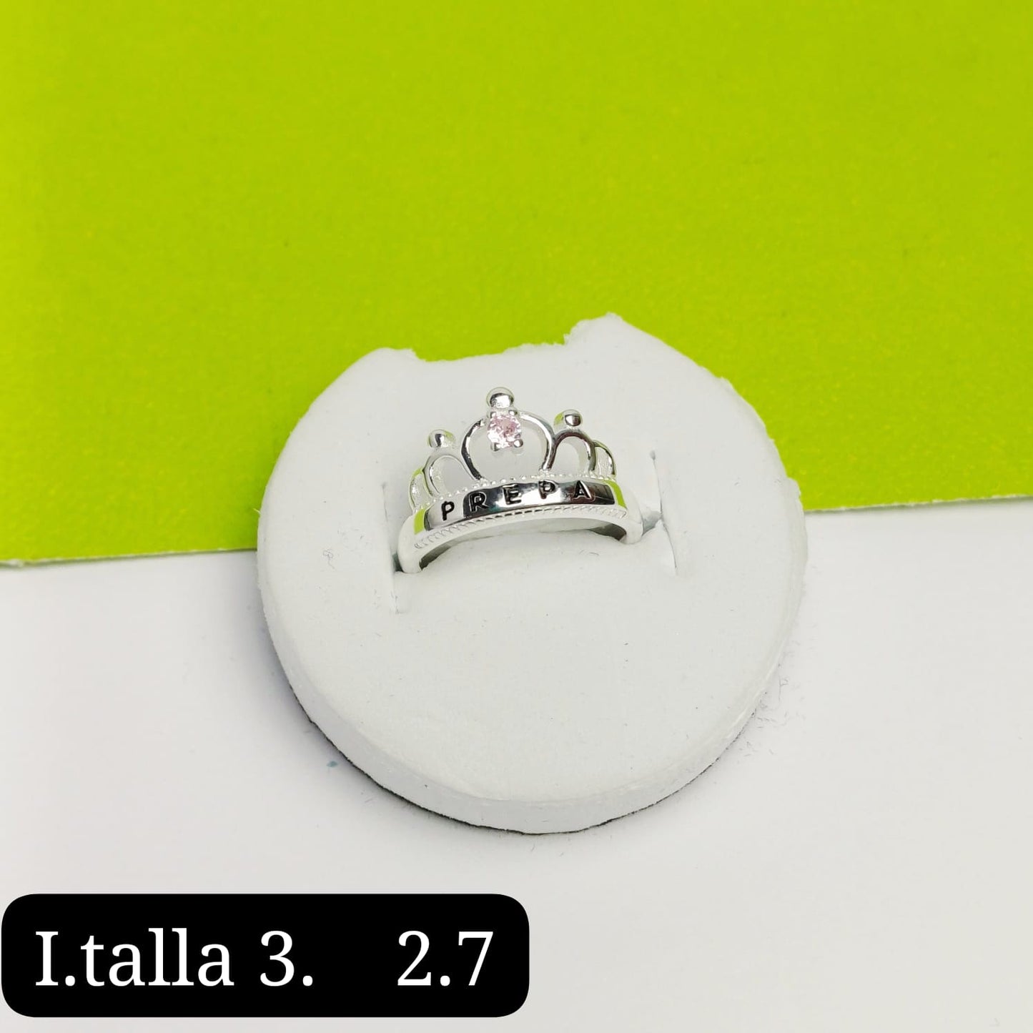 Anillo de graduación preparatoria