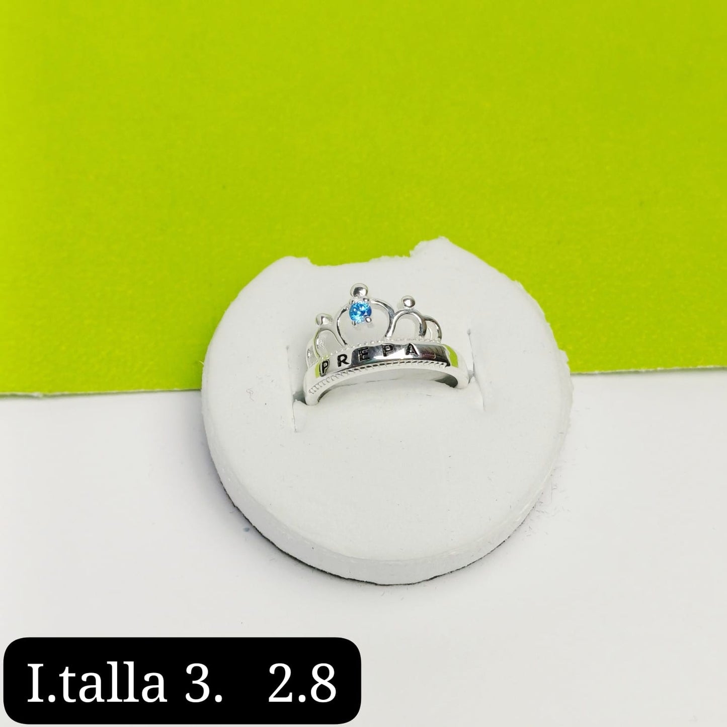Anillo de graduación preparatoria