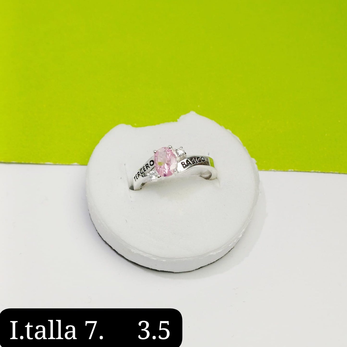 Anillo de graduación 3ro básico