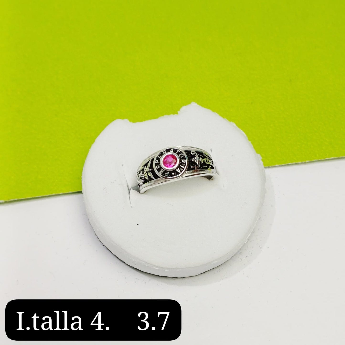 Anillo de graduación preparatoria